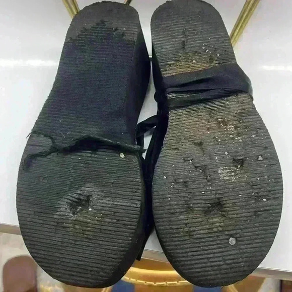 Black Platform sandal with rhinestones - Picture 4 of 7